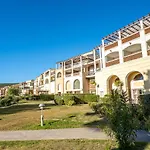 L'esquinade - G3 122 By Interhome *