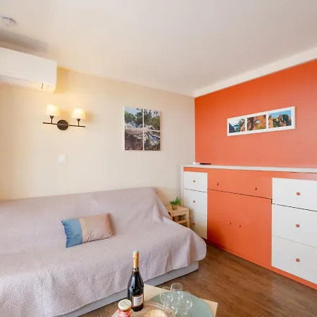 L'esquinade - G3 122 By Interhome Appartement *