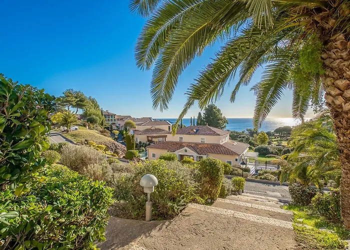 L'esquinade - G3 122 By Interhome *